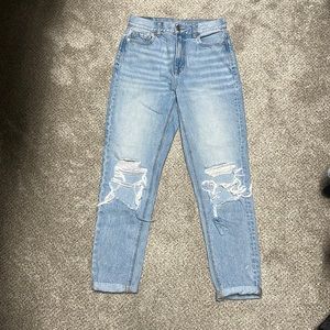 American Eagle Outfitters “Mom Jean”